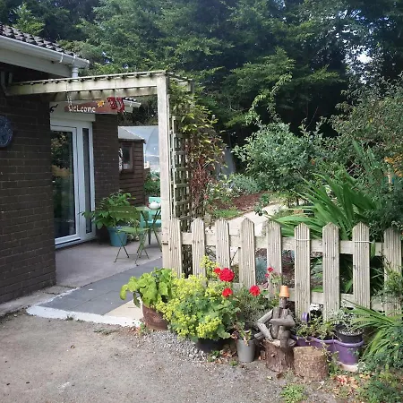 Grove 아파트